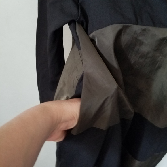 C Yard Dress. Condition is "New with tags".

It do - Picture 4 of 7